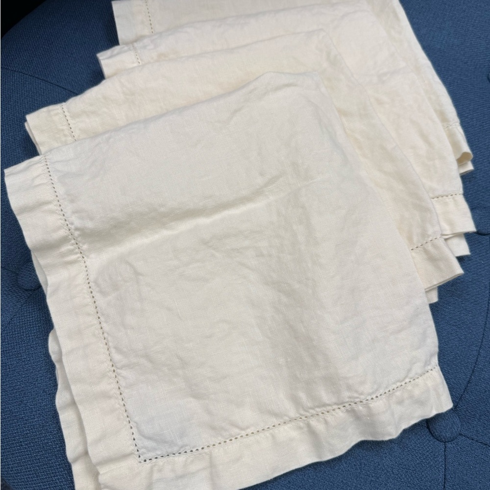 Pottery Barn Cream Linen Napkins with Hemstitch NWT - Picture 5 of 6